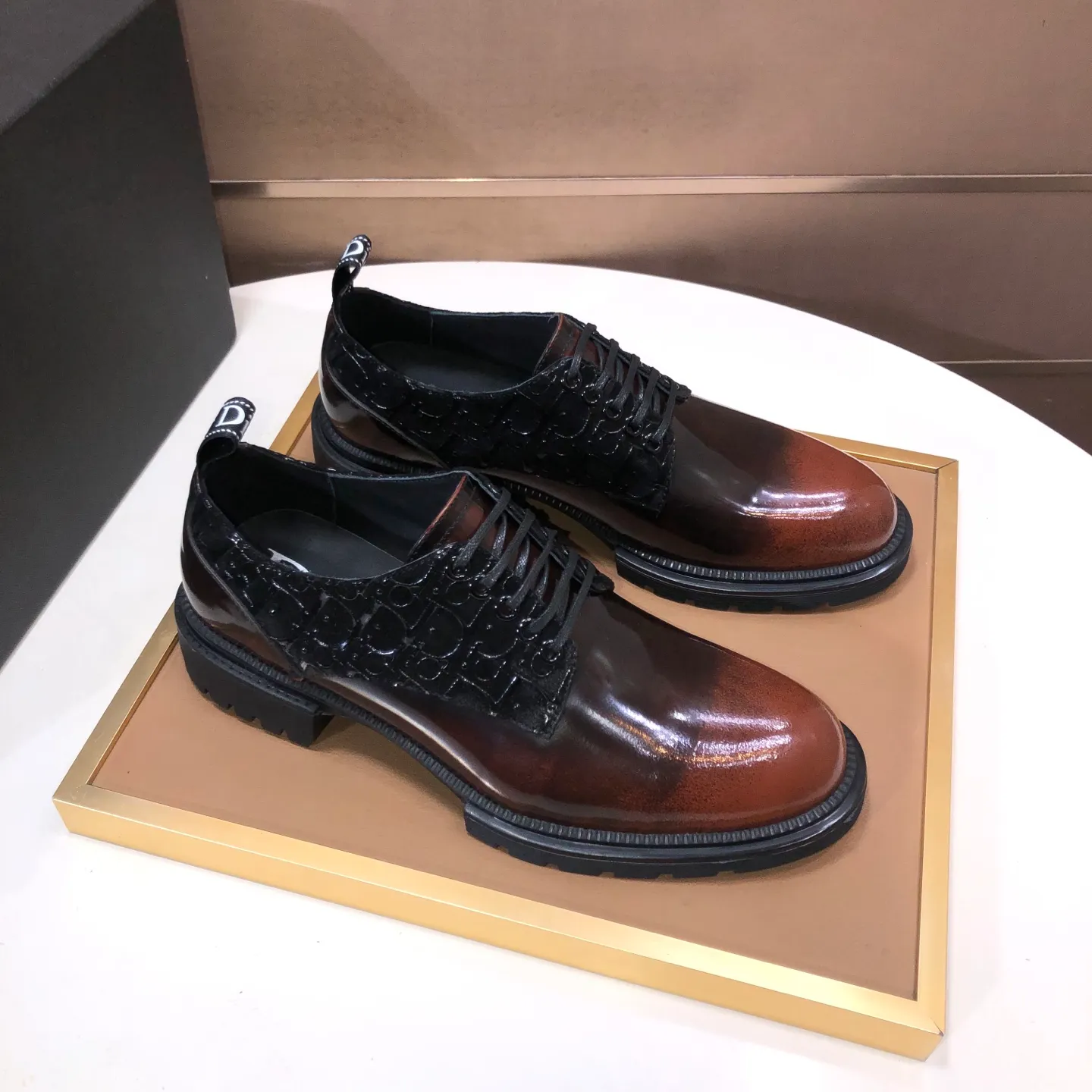 Men's shoes 💰720💰[Dior] (water-dyed cowhide lining) Dior original 1:1 high-quality factory, imported original materials, imported raw cowhide, water-dyed cowhide lining, original TPU outsole, code number: 38-44 (45 customized)